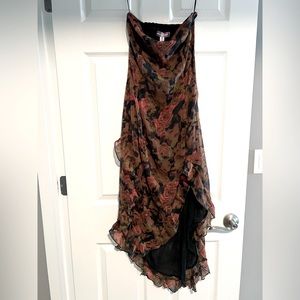 Urban Outfitters Rosie Strapless Ruffle midi dress